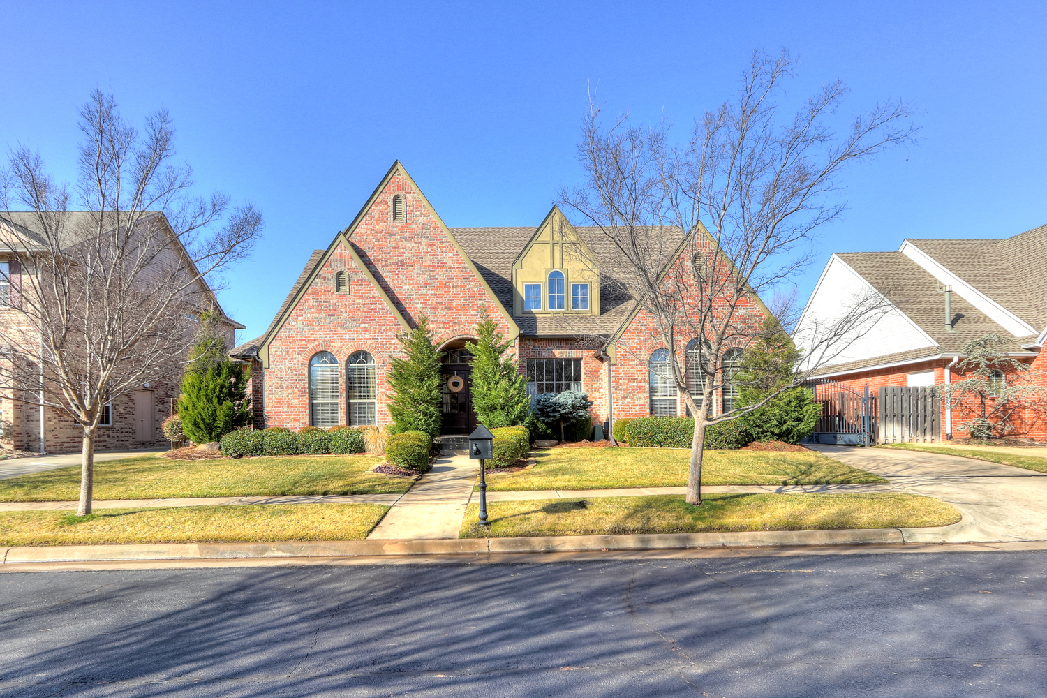 18109 Barrington Drive Edmond, Oklahoma 73012 Nested Tours